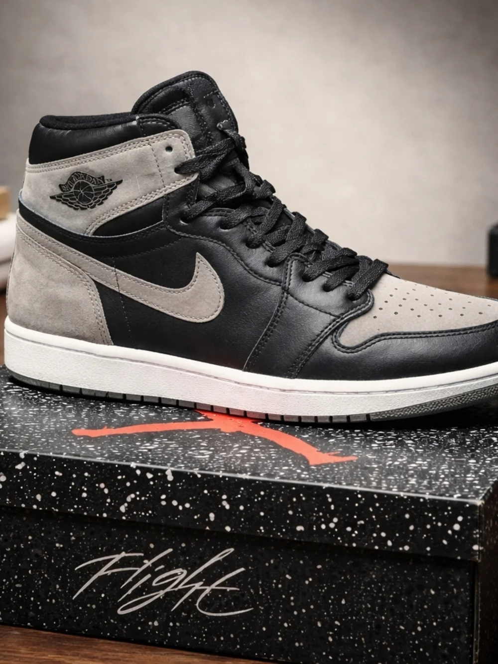 Nike Air Jordan 1 Retro High O.G. Palomino Sneakers - Black & Taupe Size 12 VGC